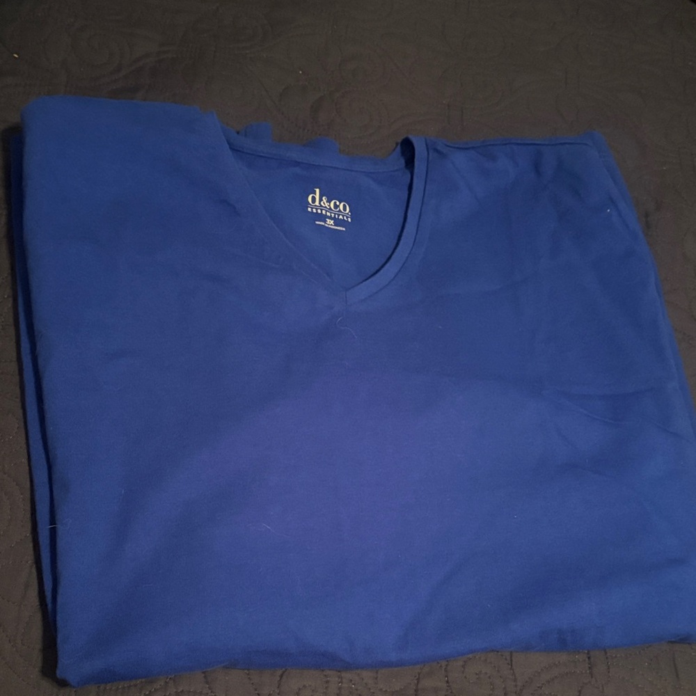 D&Co Women's Blue Short Sleeve Tee